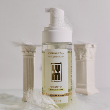 Пінка для вмивання з екстрактом зеленого чаю для жирної шкіри LUM Washing Foam for oily skin